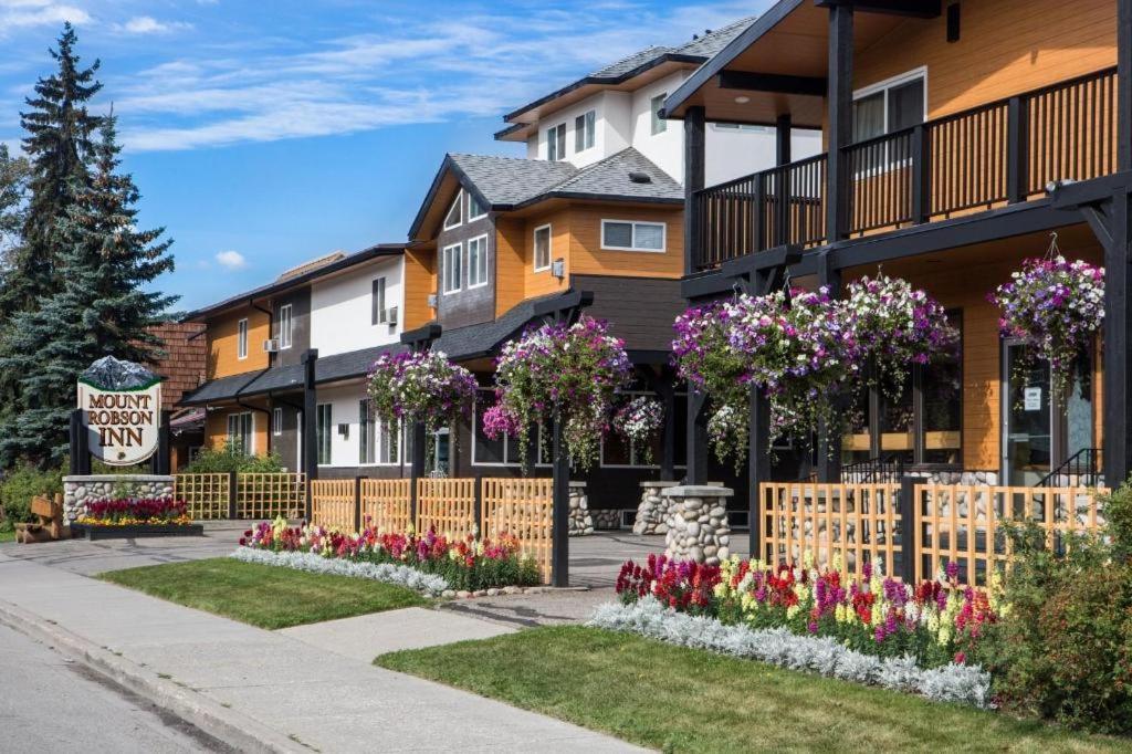 Mount Robson Inn Jasper Eksteriør bilde