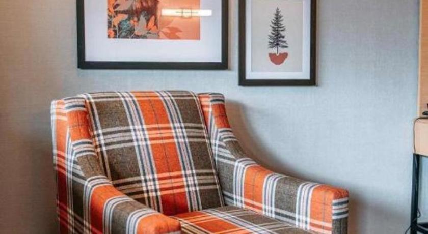 Mount Robson Inn Jasper Eksteriør bilde